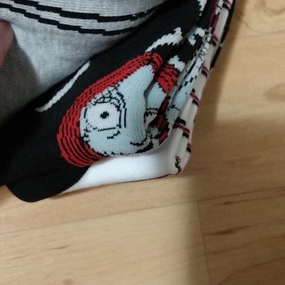 Disney The Nightmare Before Christmas 4 pack Crew Socks Size 4-10 - Picture 4 of 8